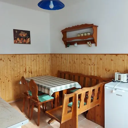 Apartament Soevenyes Szallashely *